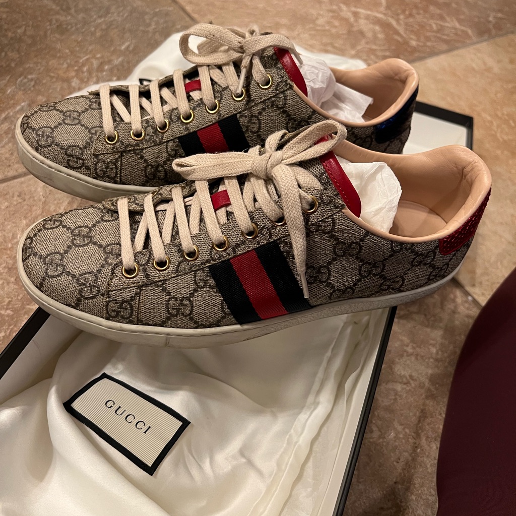 Women’s Gucci Ace Gg Supreme Sneakers Beige Size 38.5